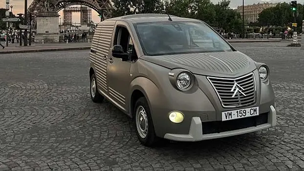 Старый новый Citroën Berlingo 2CV Fourgonnette