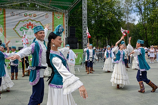 В нижегородском парке «Швейцария» впервые прошёл татарский народный праздник «Сабантуй»