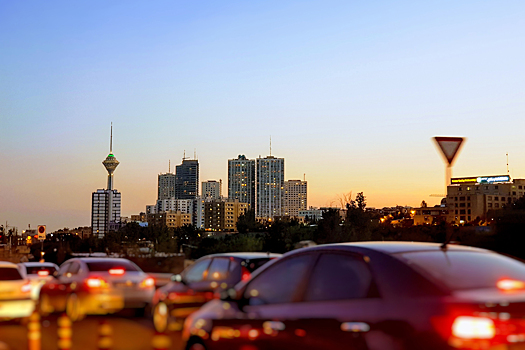 Рейсы из Екатеринбурга в Тегеран сочли убыточными