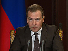 Медведев встретился с Ариповым и Мирзиеевым