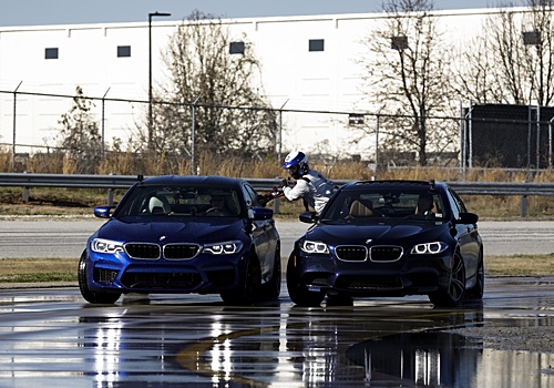Сбой Bluetooth чуть не испортил рекордный дрифт-заезд BMW M5