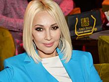 Лера Кудрявцева показала, как проводит время с дочерью на отдыхе: «Страдает ребёнок»