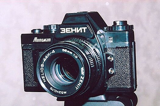 В России начались розничные продажи обновленного фотоаппарата "Зенит"