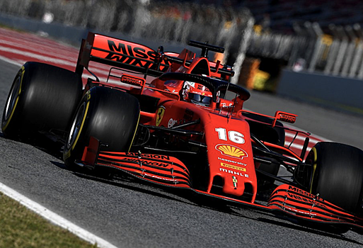 Шарль Леклер: Машина Ferrari стала быстрее в поворотах и медленнее на прямых