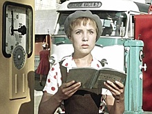 Почему в СССР бензин был разноцветным
