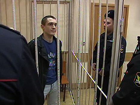 Суд вынес приговор похитителям раритетной «Чайки» в Москве