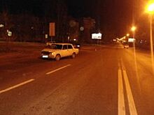 Ночью на улице Калинина столкнулись две легковушки: пострадал один человек