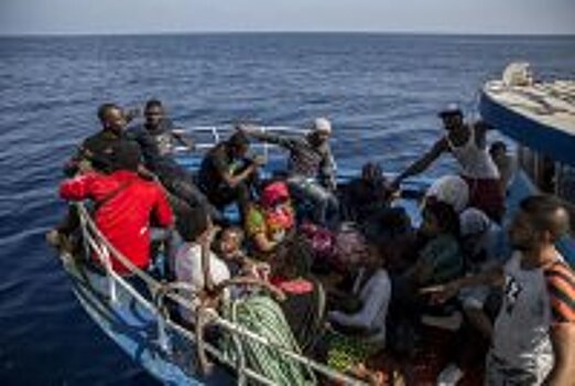 Италия впустила на свою территорию 27 малолетних мигрантов с Open Arms
