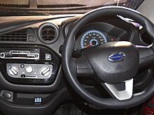 Под Волгоградом "Datsun on-DO" влетел в фонарный столб