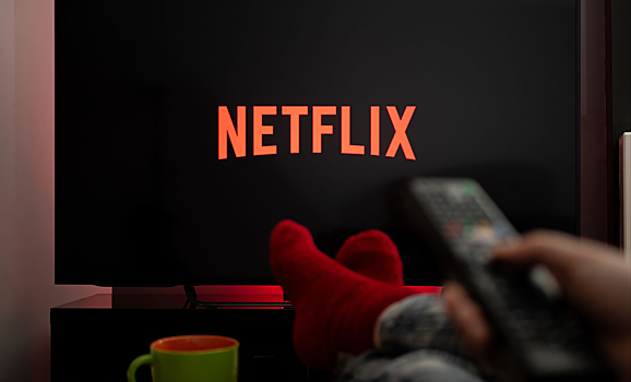 Конец эпохи: Netflix хочет отказаться от выпуска всех серий сериалов в один день