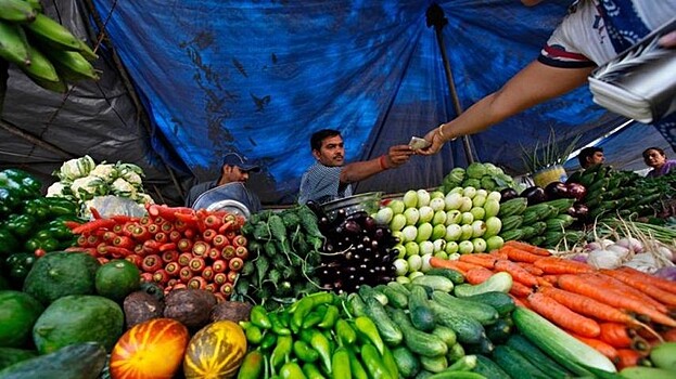 Цены на продукты в мире в ноябре выросли до максимума за 2 года