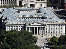 США разрешили физлицам закрывать счета в финучреждениях, подпавших под санкции против РФ