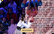 Милохин станет Человеком-пауком и поцелует Медведеву, повиснув вниз головой: фото