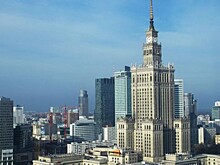 «В пасти у зверя» — польский фотограф проник в сталинскую высотку в Варшаве