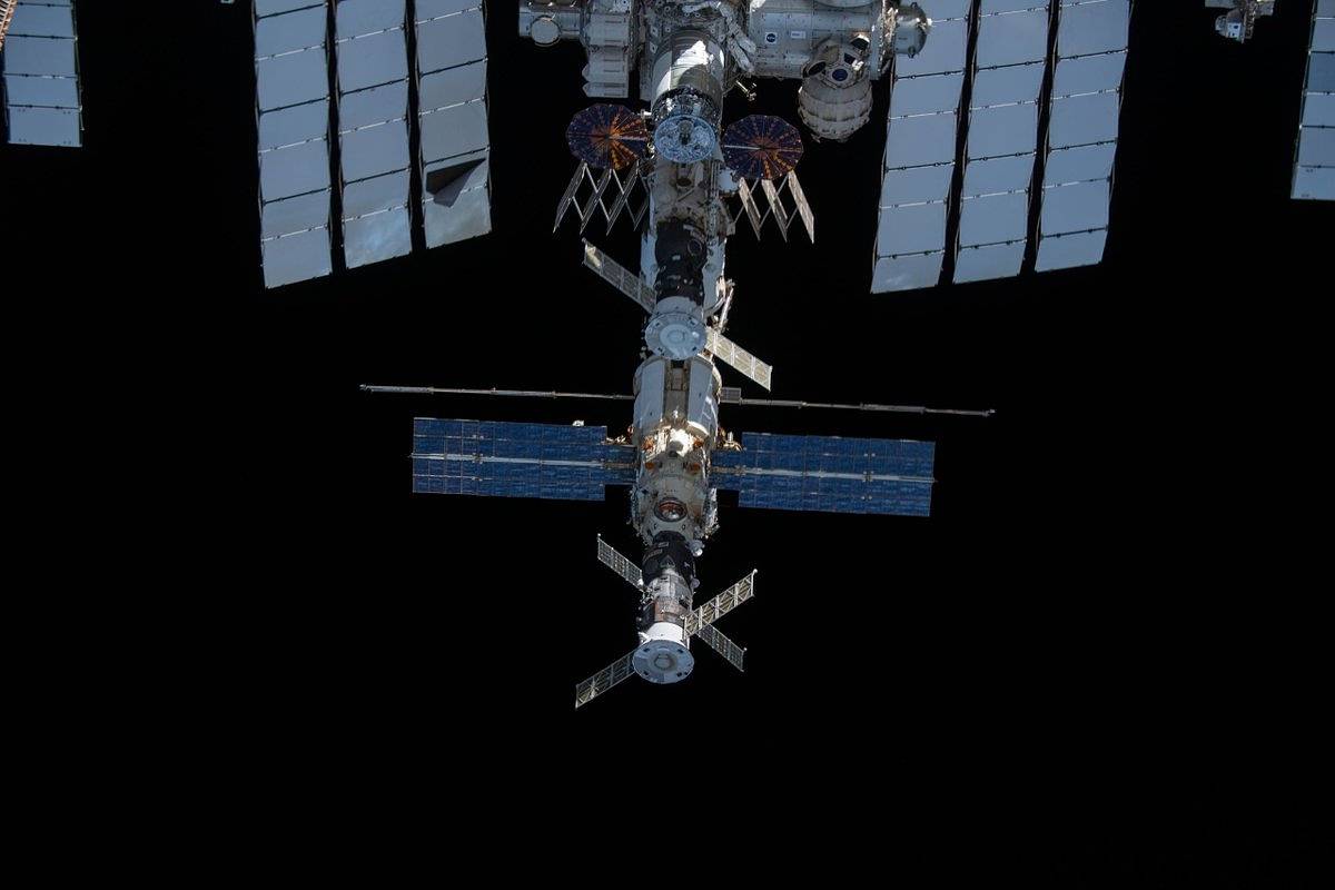 Космонавты «Роскосмоса» в открытом космосе проведут работы с «Наукой»