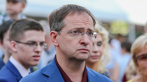 Мединский рассказал о боях на собачьих упряжках в Гренландии