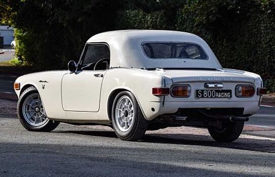 Honda S800 Racing продадут на аукционе