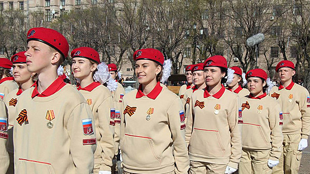 300 воронежских школьников вступили в «Юнармию»