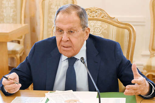 Лавров: Макрон и Стармер требуют от США подключиться к антироссийским шагам
