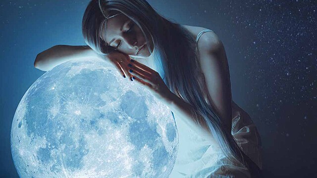 Полнолуние 2022