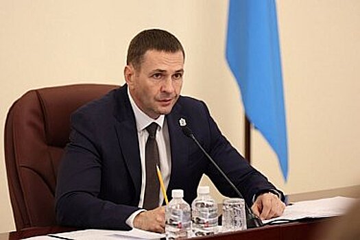 Дмитрий Демешин поручил заняться реконструкцией остановок