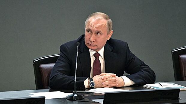 Путин принял приглашение посетить Катар