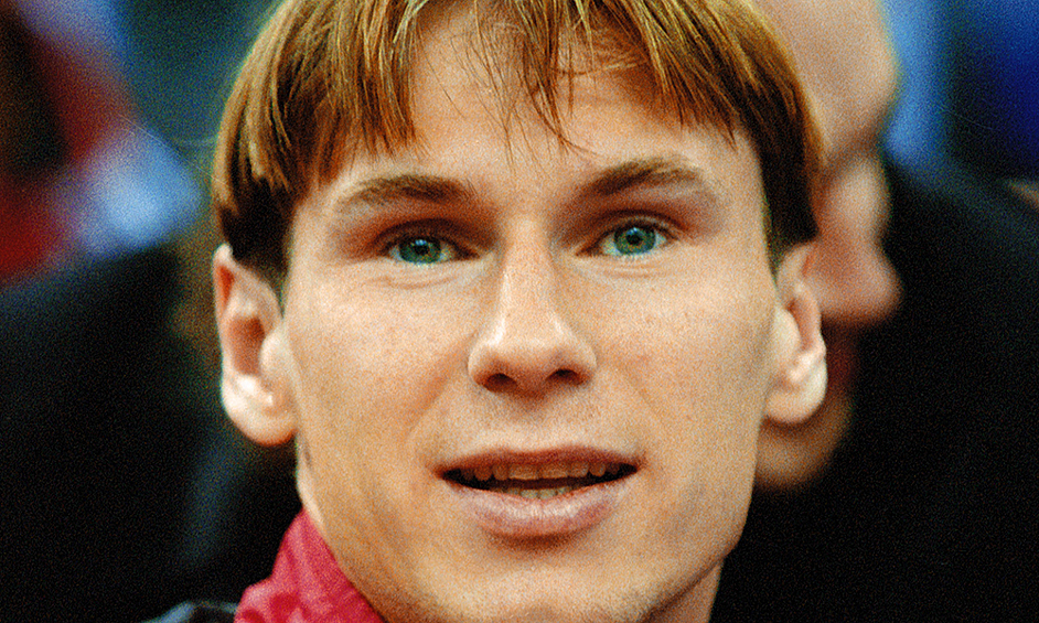 Егор Титов родился 29 мая 1976 года в Москве в спортивной семье. В футбольной школе «Спартака» он начал заниматься в восемь лет, а в 1995-м попал в основной состав команды. В 1996-2001 годах Титов становился чемпионом России в составе «Спартака». Он дважды выиграл кубок России и один раз - суперкубок России. 