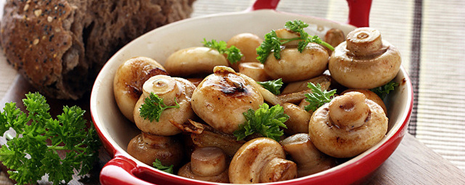 Названы пять идей для вкусных осенних блюд из шампиньонов