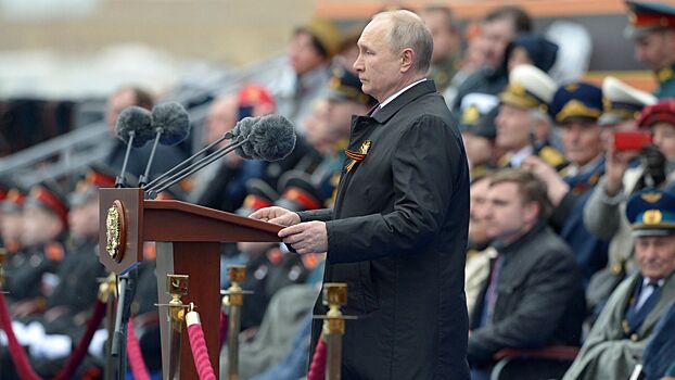 Путин прибыл на парад Победы на Красной площади