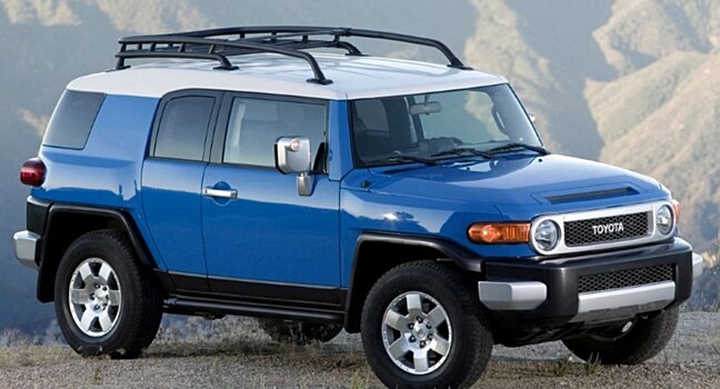 Старый внедорожник Toyota FJ Cruiser подорожал более чем вдвое за три года