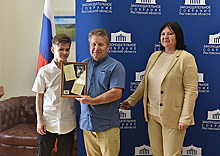 В Ростове-на-Дону семья участника Великой Отечественной войны Ивана Куприянова получила медаль «За боевые заслуги»