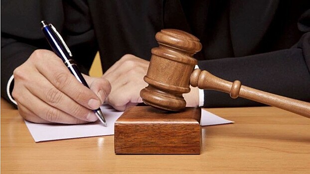 В Кирово-Чепецке водителя-должника задержали на работе