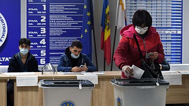 СМИ: российского наблюдателя на выборах в Молдавии послали на вокзал