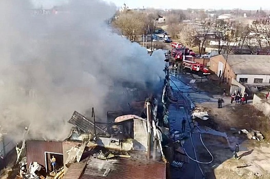 Пожар в мебельном цехе на Ставрополье потушили
