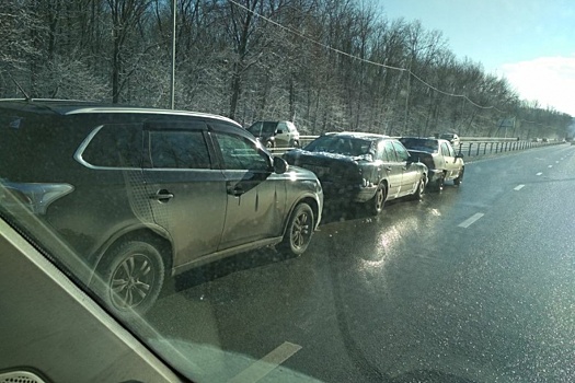 Многокилометровая пробка: въезд в Уфу парализован