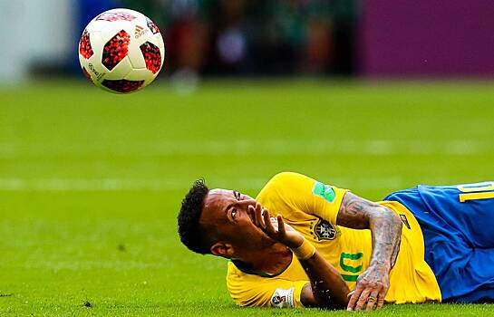 В сборной Бразилии заподозрили сербских игроков в намерении травмировать Неймара
