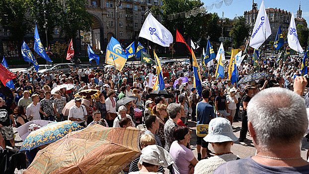 На Украине обвинили Россию в «провоцировании бунтов»