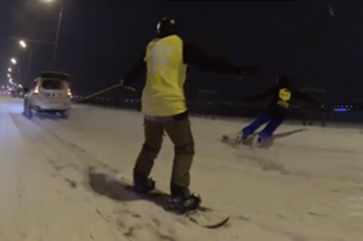 В Казани вычислили водителя, который катал сноубордистов по центру города