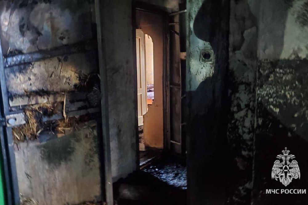 В Уфе пожарные спасли 21 жильца многоэтажного дома