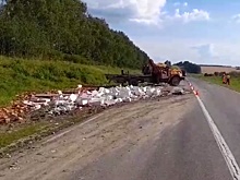 Автомобиль с кирпичами опрокинулся в Дивеевском районе