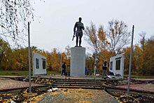 Вандалы разрушили памятник Чапаеву в Полтавской области