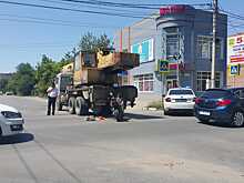 Под Ростовом мотоциклист врезался в автокран