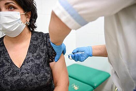 Вирусолог назвал сроки вакцинации после омикрона