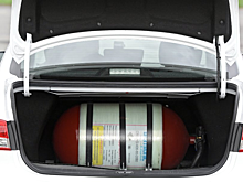 Россияне назвали цену бензина, после которой готовы перейти на газ