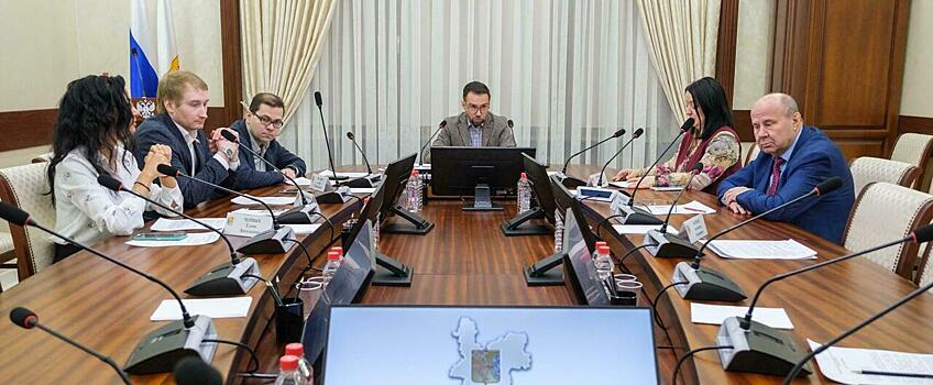 В Кирове депутаты предложили провести реорганизацию двух комитетов Законодательного Собрания