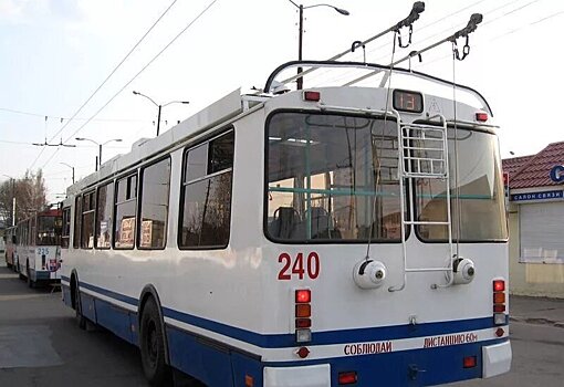 В Ижевске водитель троллейбуса получил серьёзные травмы при падении