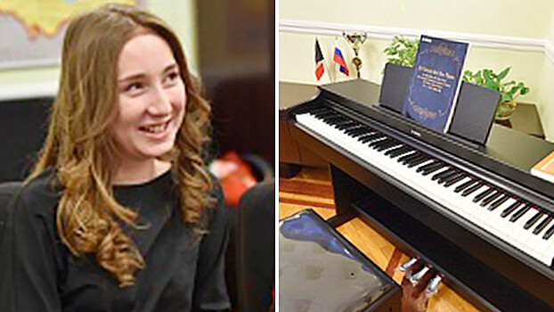 Путин подарил пианино удмуртской школьнице