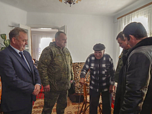 Военнослужащие ЮВО в Карачаево-Черкесии поздравили ветерана Великой Отечественной войны Николая Григорьевича Бородачёва с 23 февраля