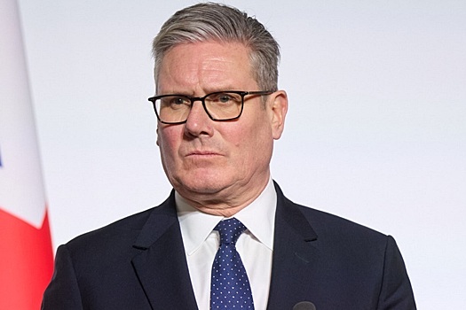 Премьер Британии Стармер заявил, что не считает притязания США на Гренландию началом конца для НАТО