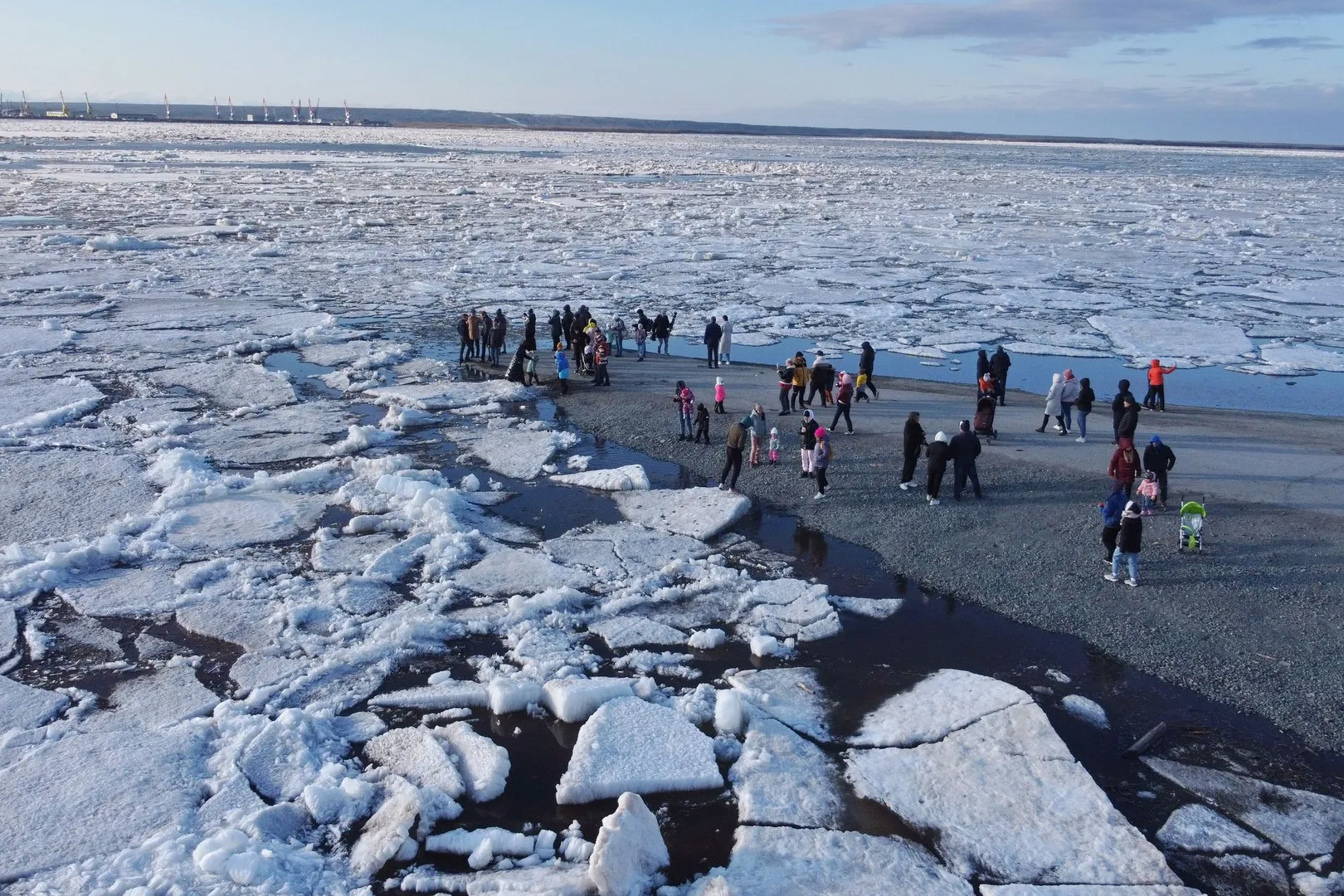 Метеорологи: раннего ледохода ожидать на Ямале не стоит